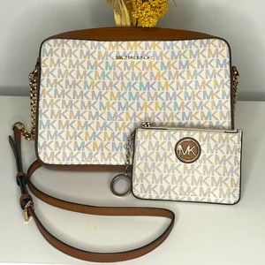 Michael Kors crossbody w/ matching key ring card case